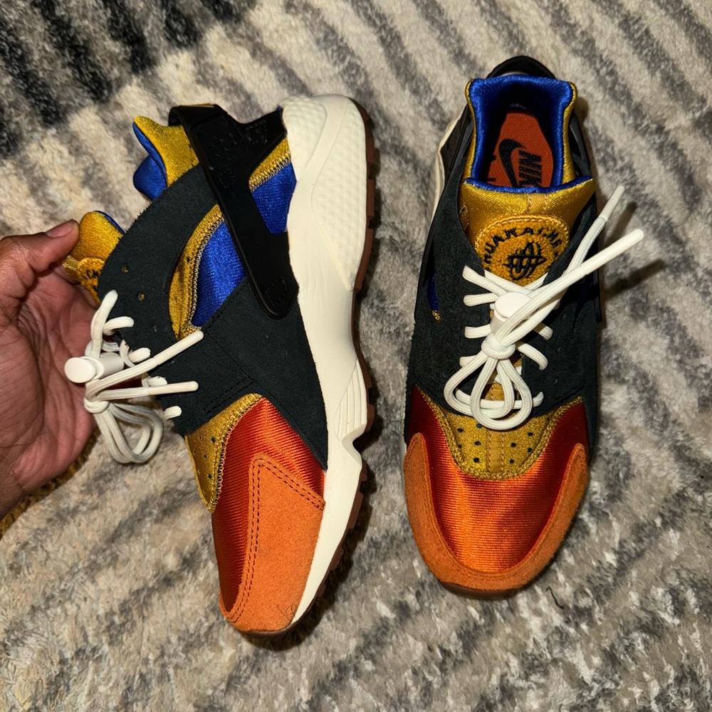 Nike Women's Sneakers in Orange, Blue, and Gold